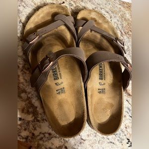 Size 41 (like a 10.5) Women’s Birkenstocks